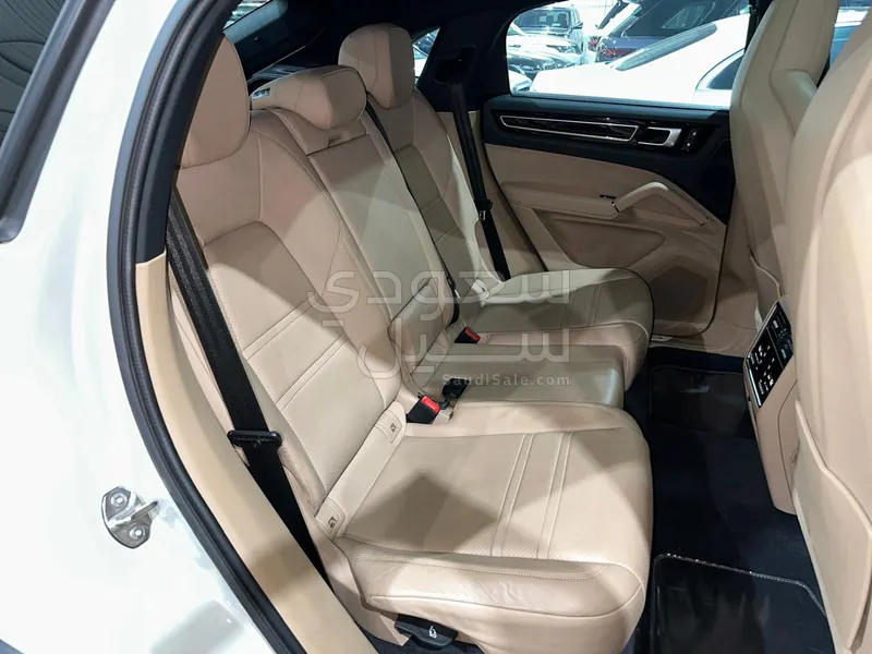 2022 Porsche Cayenne