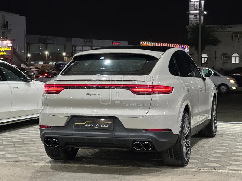 2022 Porsche Cayenne