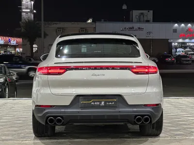 2022 Porsche Cayenne
