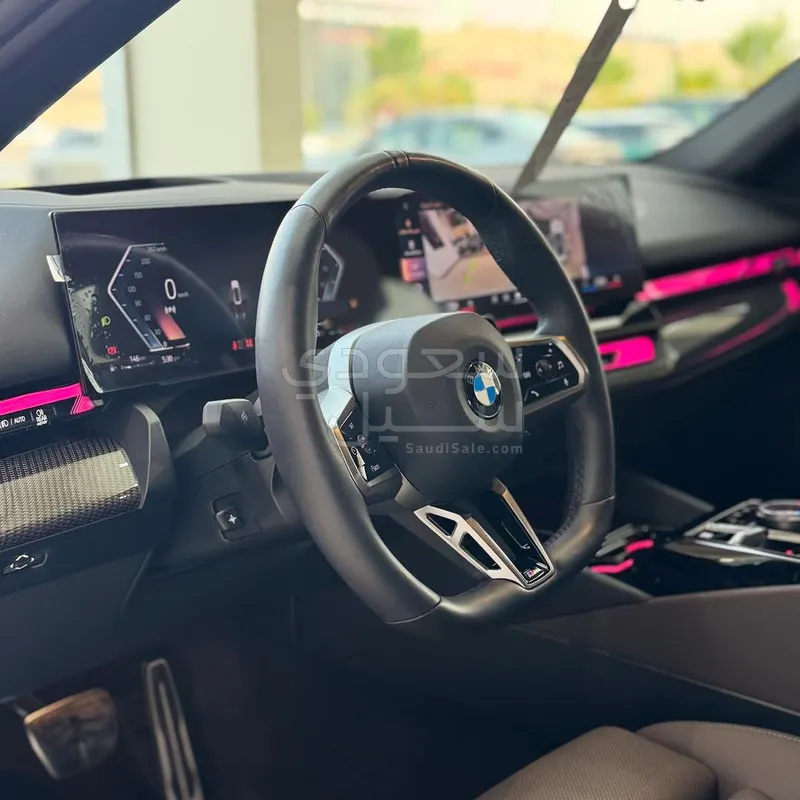 2024 BMW 5 Series 520i