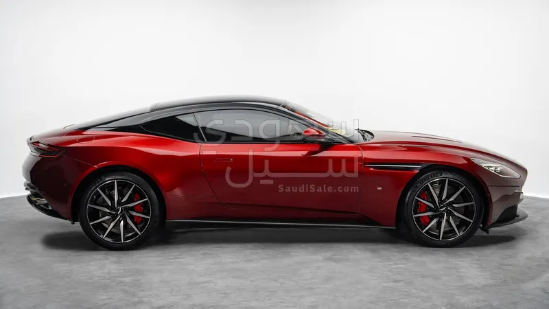 2018 Aston Martin DB11