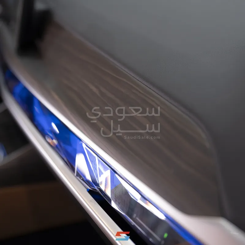 2026 بي ام دبليو الفئة السابعة 735أي