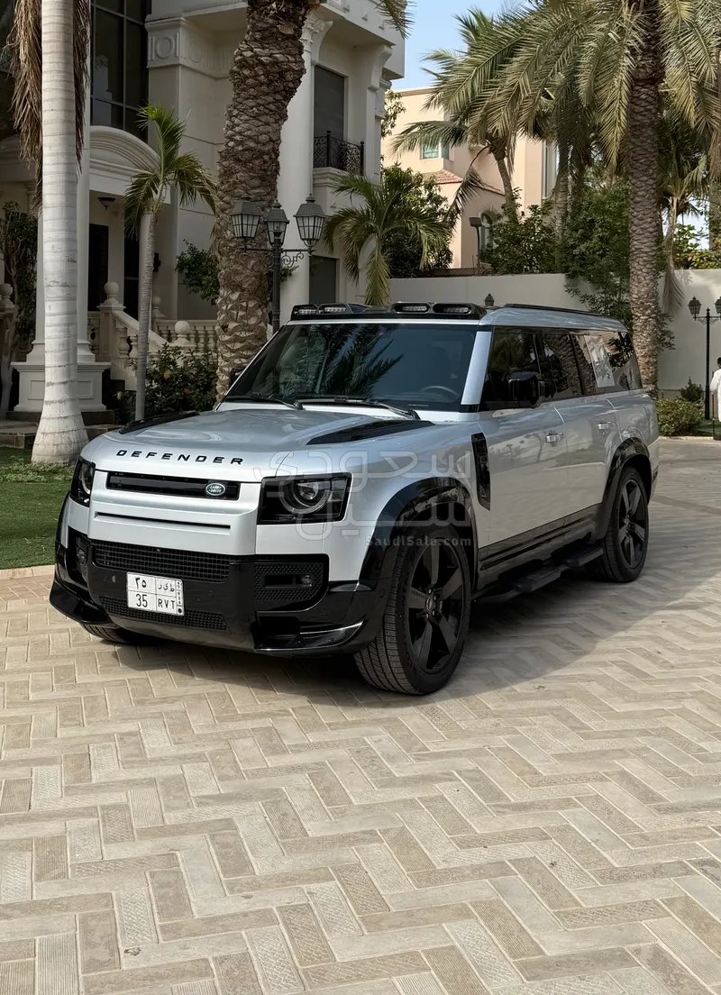 2024 Land Rover Defender 130X