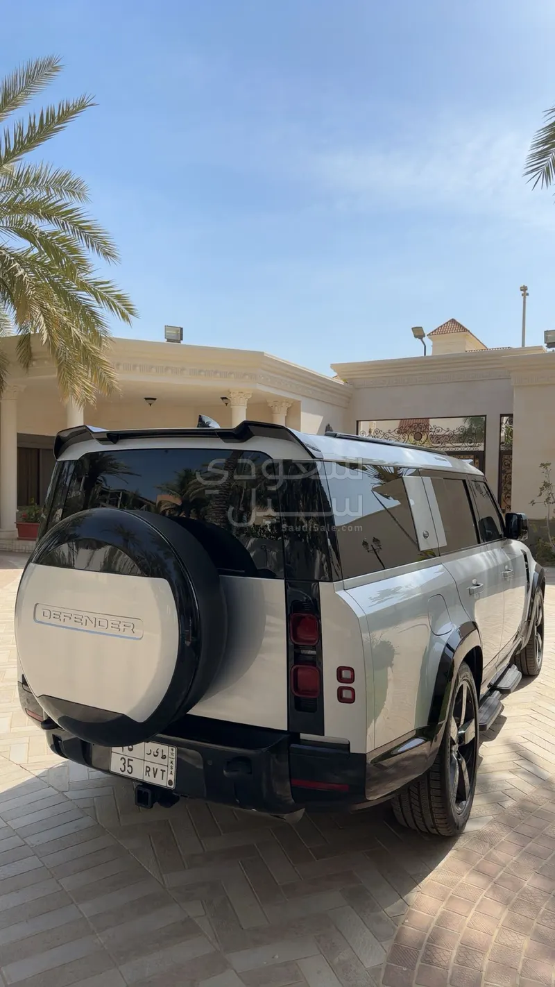 2024 Land Rover Defender 130X