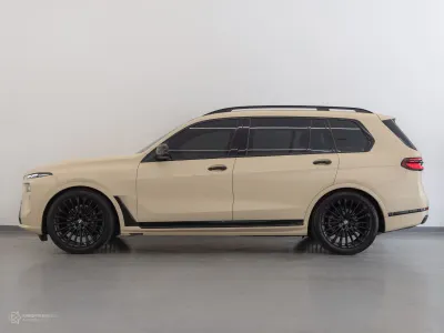 2023 BMW X Series 7