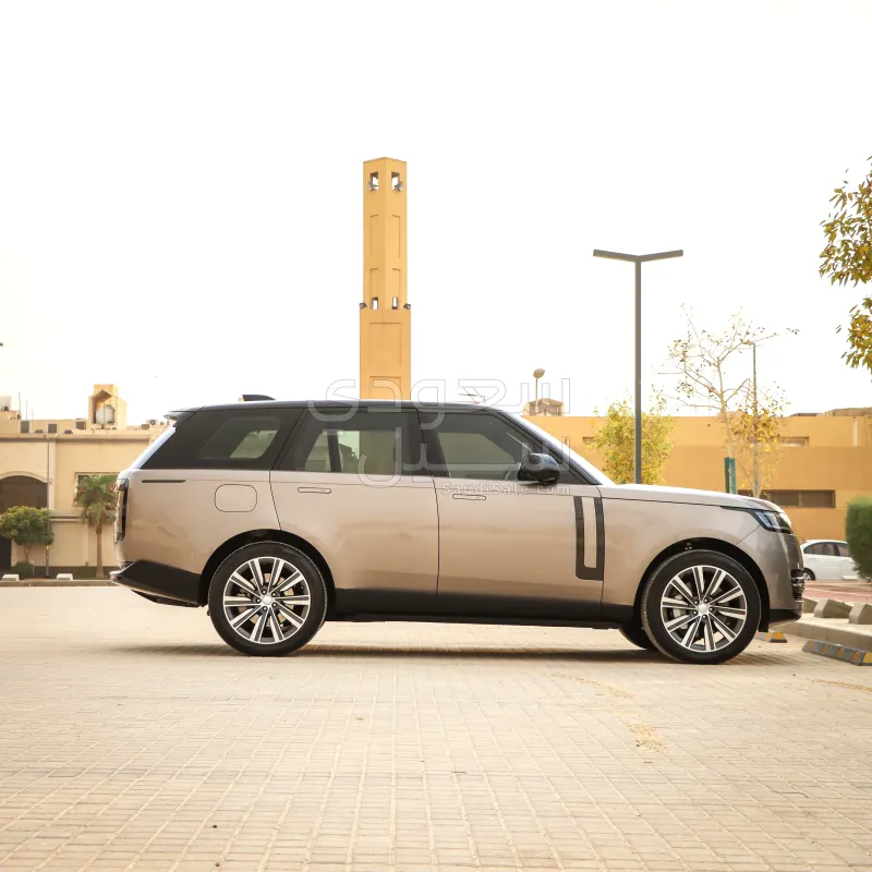 2023 Land Rover Range Rover HSE