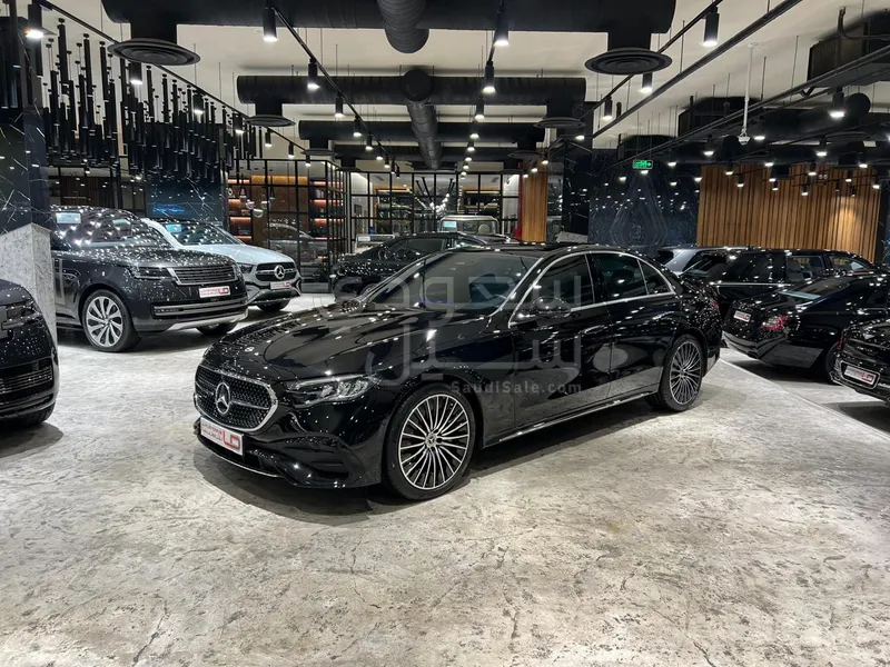 2025 Mercedes-Benz E 200