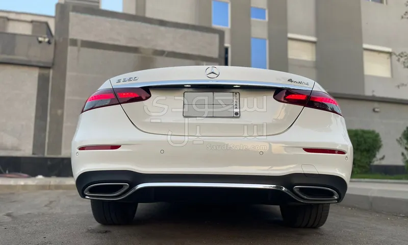 2022 مرسيدس - بنز إي 350