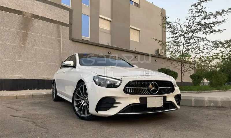 2022 مرسيدس - بنز إي 350