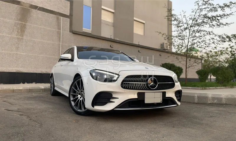 2022 مرسيدس - بنز إي 350