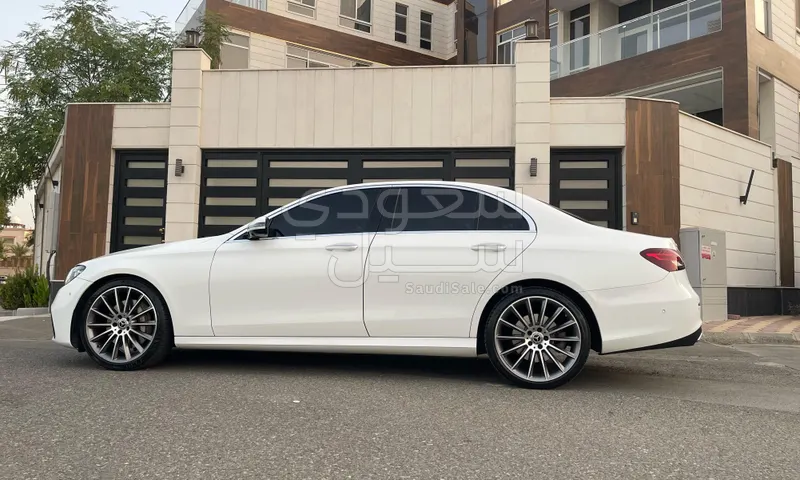 2022 مرسيدس - بنز إي 350