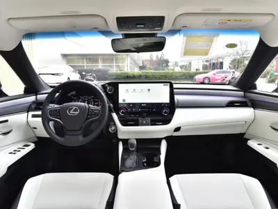 2025 Lexus ES 250