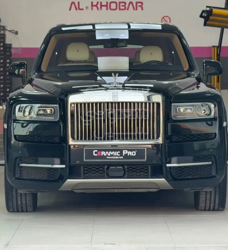 2022 Rolls-Royce Cullinan Silver Badge