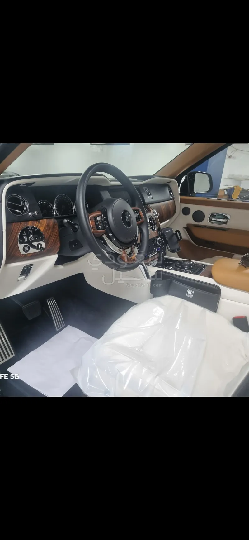 2022 Rolls-Royce Cullinan Silver Badge