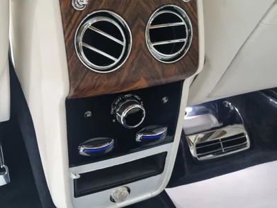 2022 Rolls-Royce Cullinan Silver Badge