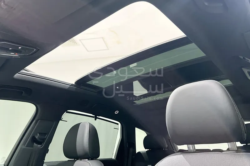 2024 Audi Q7 S line