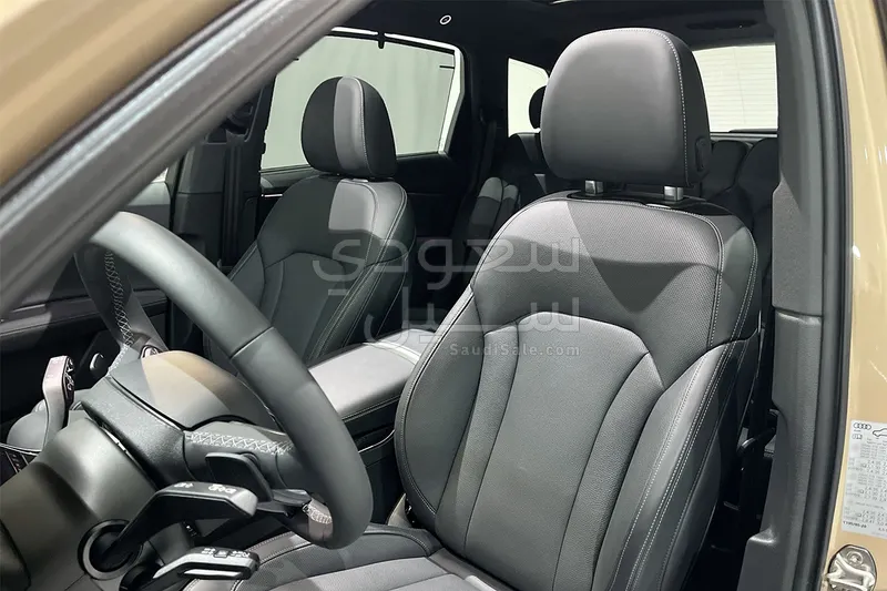 2024 Audi Q7 S line