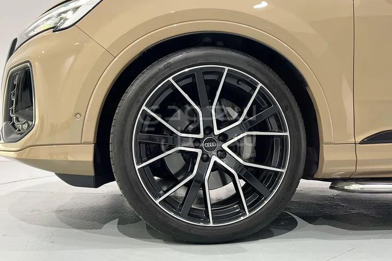 2024 Audi Q7 S line