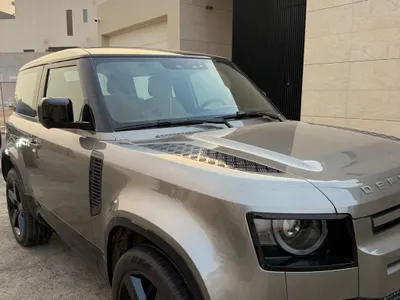 2025 Land Rover Defender 90