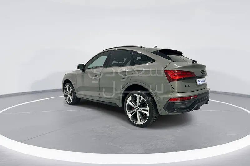 2025 Audi Q5 S Line