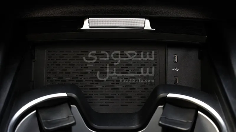 2025 مرسيدس - بنز جي إل إي 450 أي إم جي