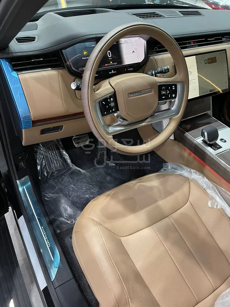 2025 Land Rover Range Rover Autobiography