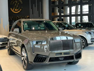 2025 Rolls-Royce Cullinan Silver Badge