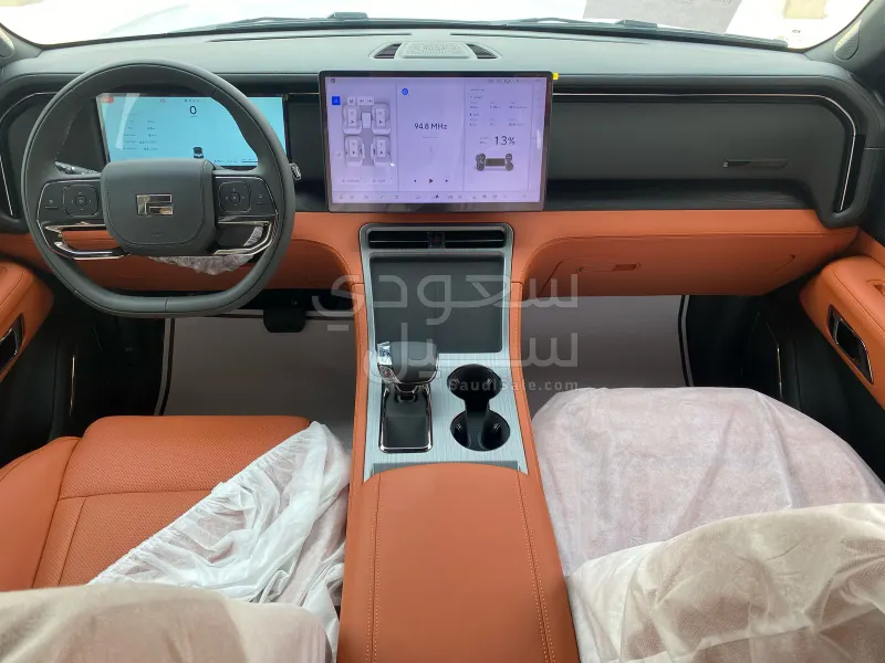 2025 روكس 01