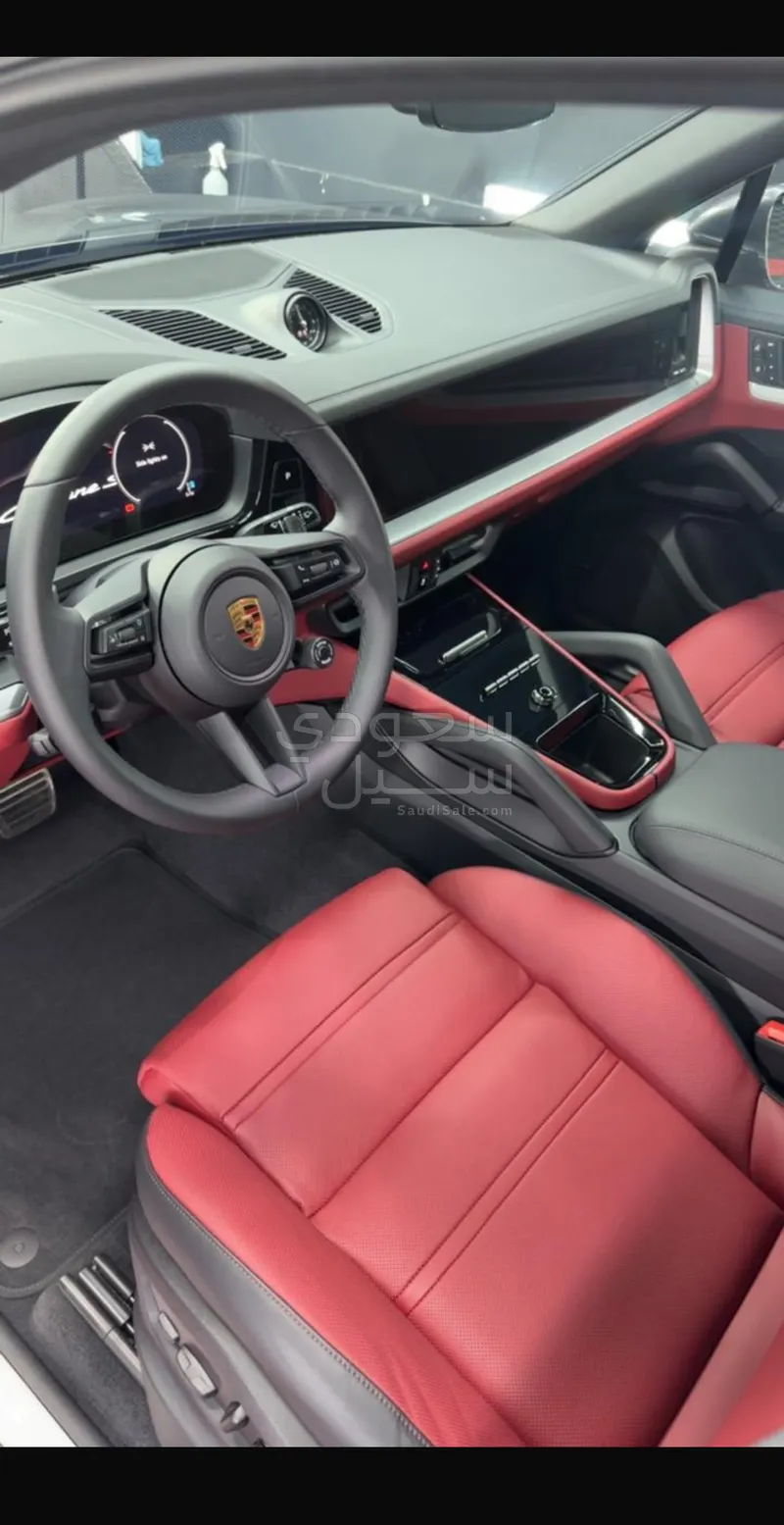2024 Porsche Cayenne S