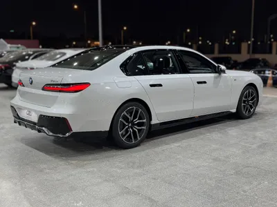 2025 BMW 7 Series 735i