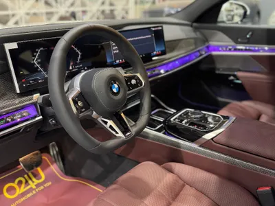2025 BMW 7 Series 735i