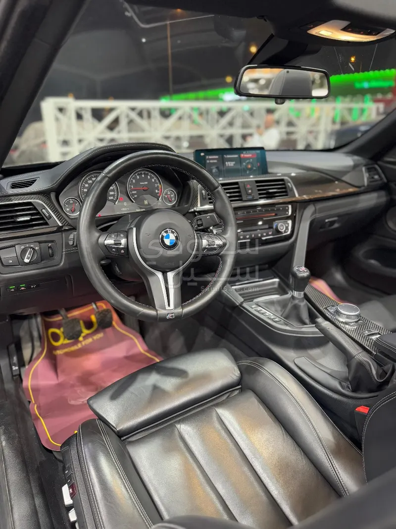 2019 BMW M Series M4
