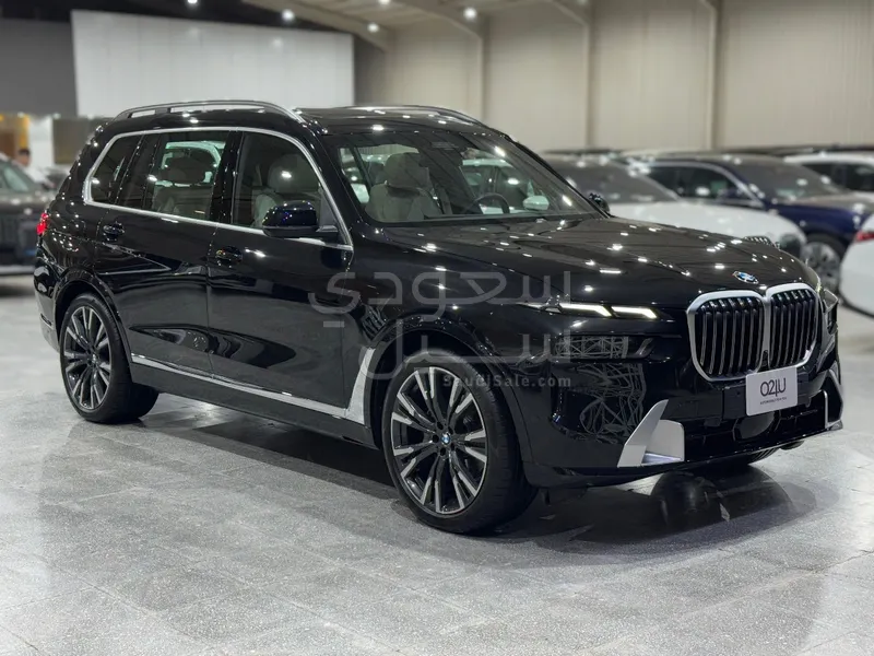 2023 BMW X Series 7