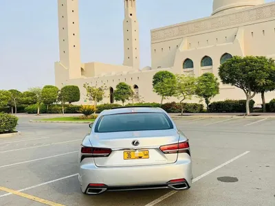 2018 لكزس إل إس 500
