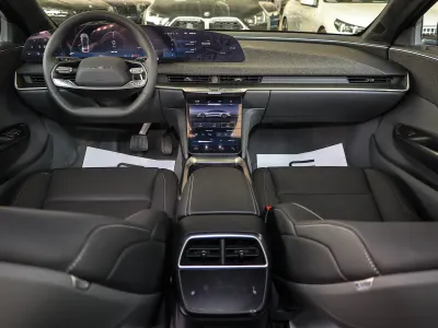 2024 Lucid Air Pure