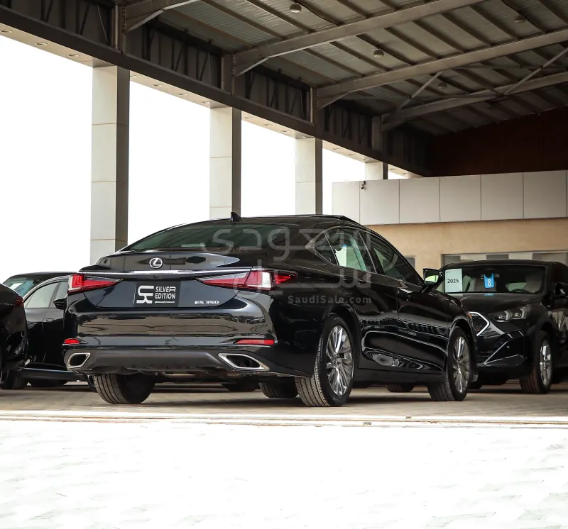 2023 Lexus ES 350