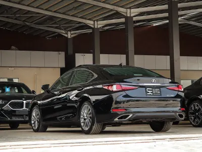 2023 Lexus ES 350