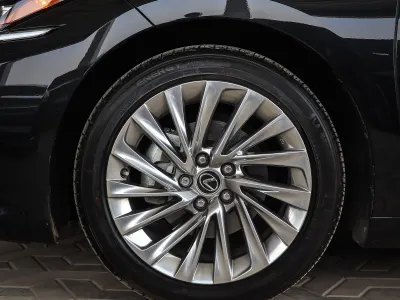 2023 Lexus ES 350