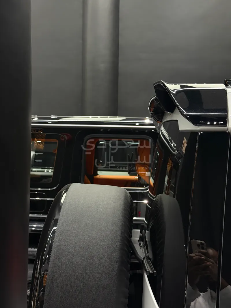 2025 Land Rover Defender 90