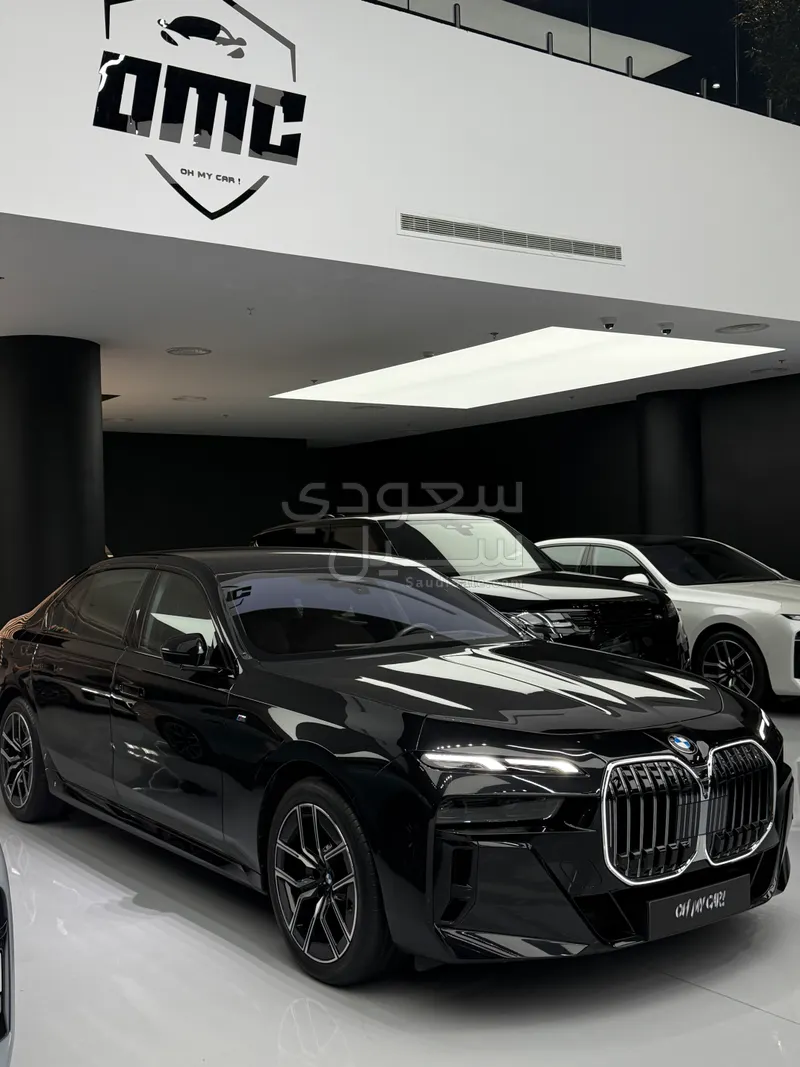2025 BMW 7 Series 735i