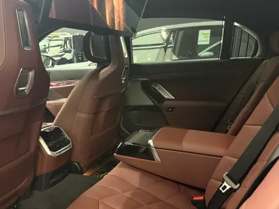 2025 BMW 7 Series 735i