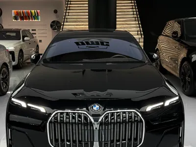 2025 BMW 7 Series 735i