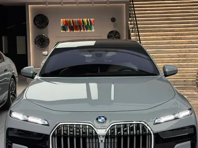 2025 BMW 7 Series 735i