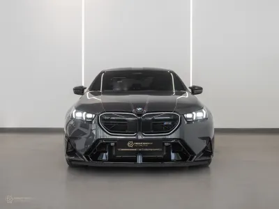 2025 BMW M Series M5