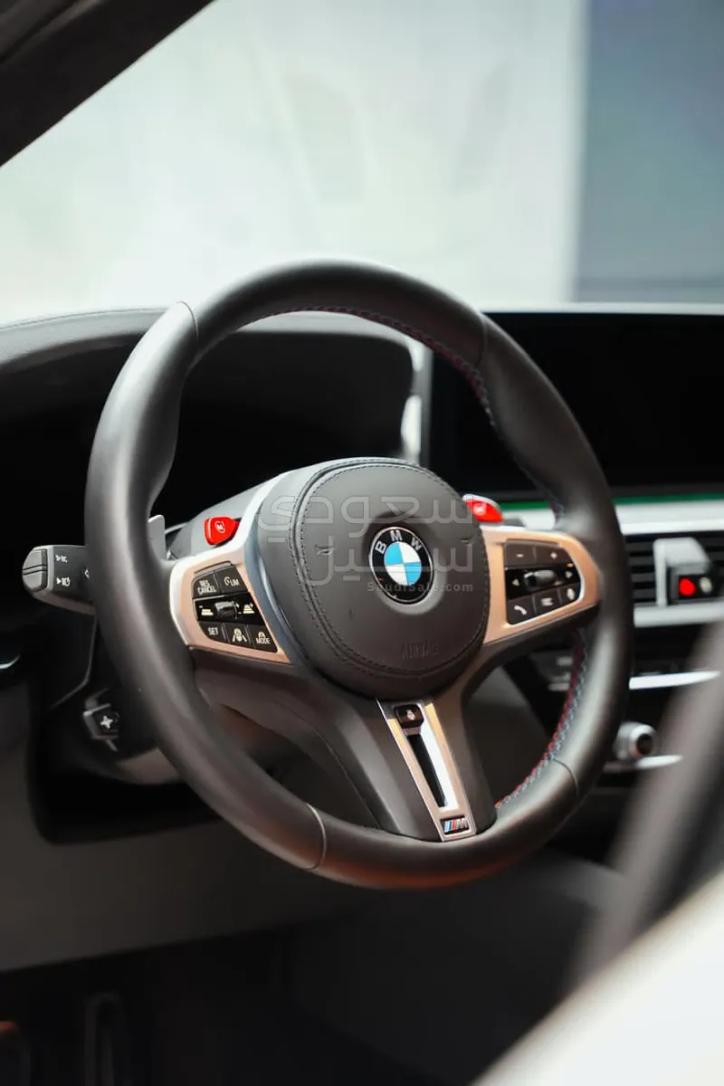2023 BMW M Series M5 Competition