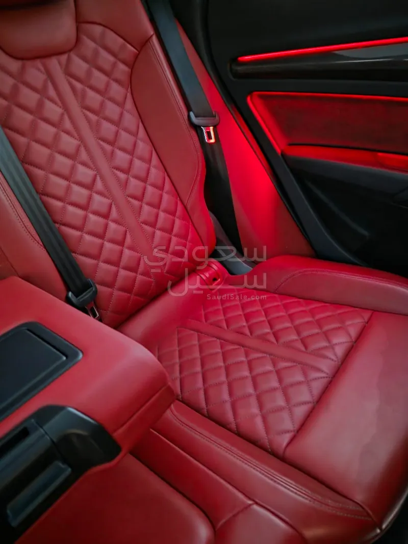 2023 Audi SQ5