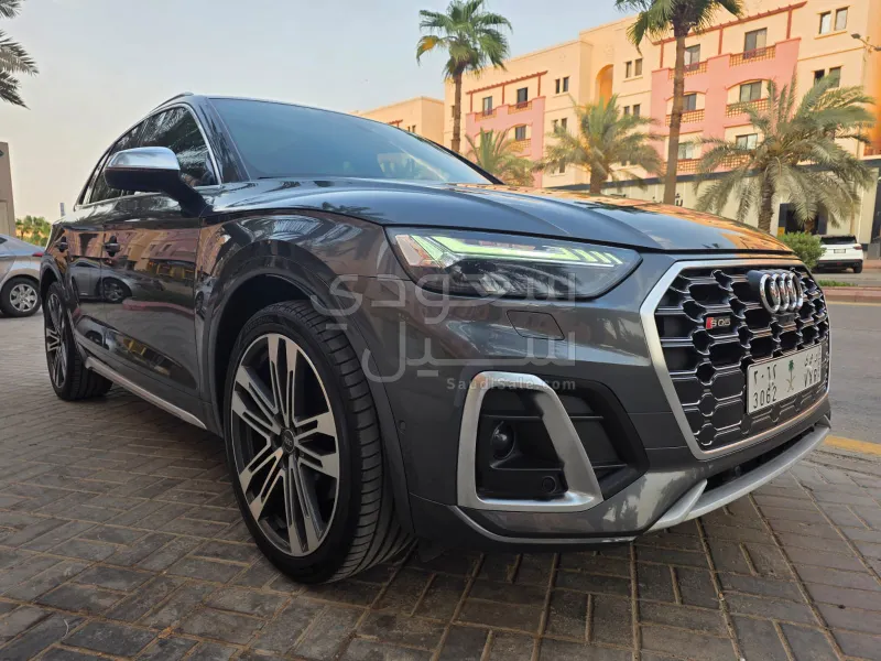 2023 Audi SQ5