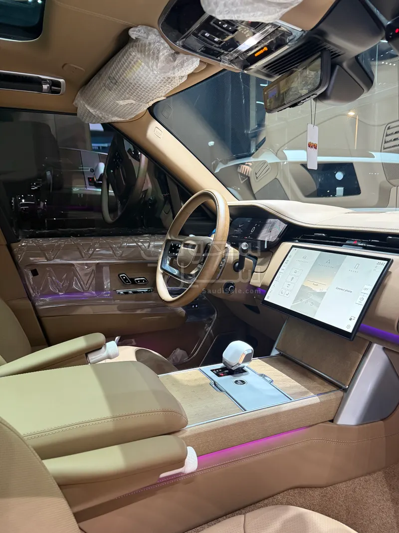 2025 Land Rover Range Rover SV Autobiography