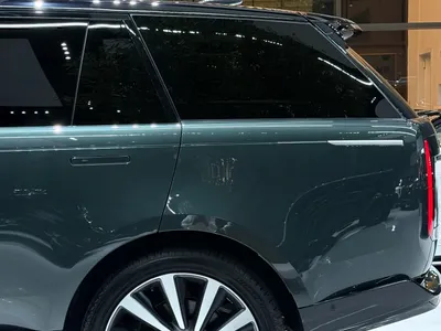 2025 Land Rover Range Rover SV Autobiography