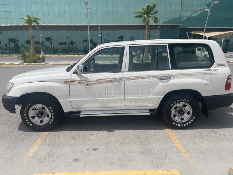 2004 Toyota Land Cruiser GX